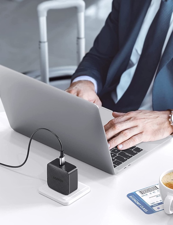 Một ưu điểm vượt trội khác của sạc nhanh 65W là khả năng tương thích với nhiều loại thiết bị khác nhau.