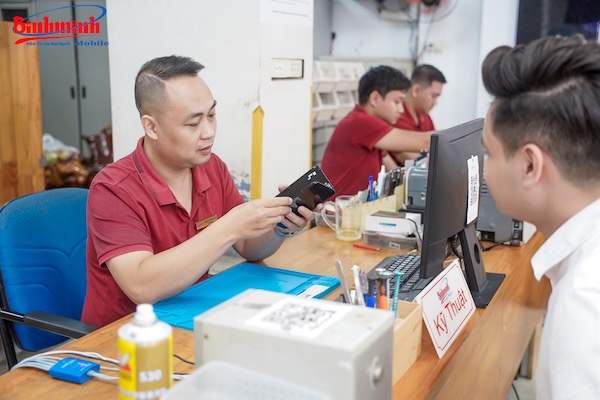 iPhone X bị vỡ kính? Ép kính iPhone X lấy ngay, không cần thay nguyên màn 2025