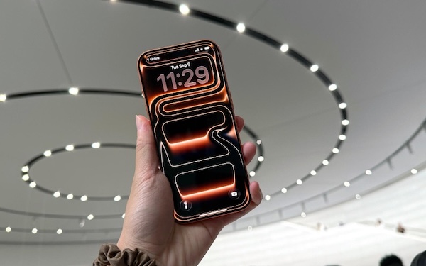 
Man-hinh-iPhone-17-Pro-Max-6.9-inch