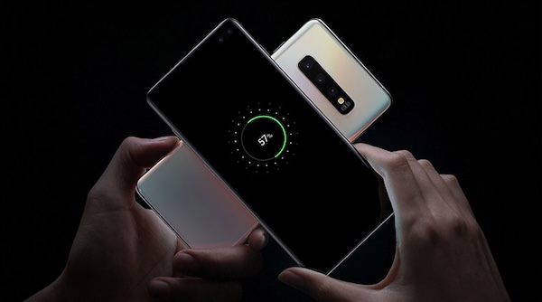 sạc ngược không dây hoạt động dựa trên nguyên lý khoa học quen thuộc- cảm ứng điện từ