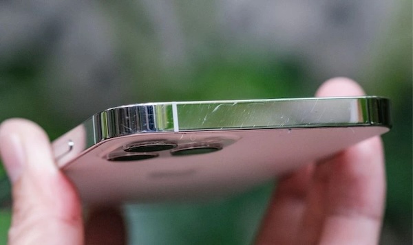 Kiểm tra ngoại hình và phụ kiện đi kèm