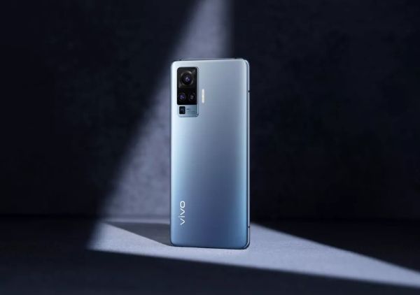 Hệ thống camera chính là linh hồn và là điểm độc nhất trong Vivo X50 Pro thông số kỹ thuật