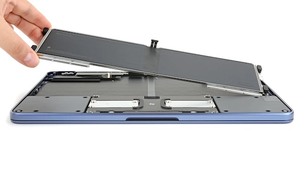 Chiếc Mac dễ sửa chữa nhất trong 14 năm của Apple Macbook Neo