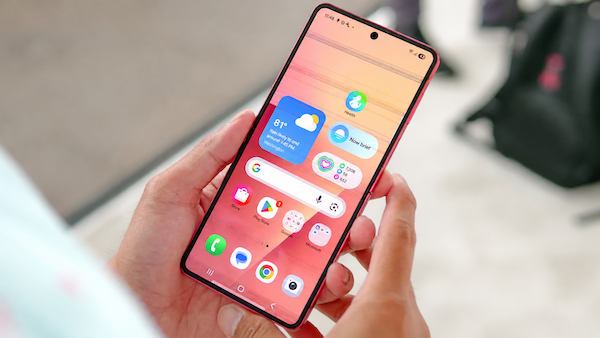 Samsung Z Flip 7 Xuất hiện các đường sọc ngang hoặc mất cảm ứng một phần