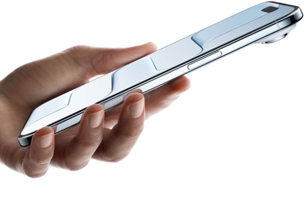 Bước nhảy vọt hiệu năng- RAM 12GB và kỷ nguyên Apple Intelligence tối tân