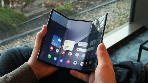 Giá Galaxy Z Fold 8 phiên bản tiêu chuẩn (12GB:256GB và 512GB)