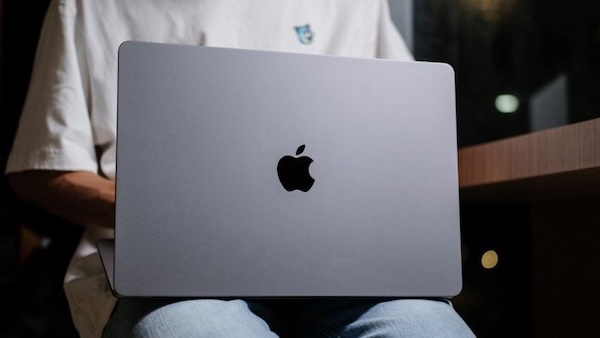 Nhóm ngành Kinh tế, Sư phạm, Ngôn ngữ, Luật- Tối ưu chi phí với MacBook Neo hoặc Air M2:M3 Like New