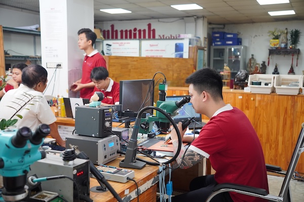 Sửa chữa Máy tính bảng chuyên sâu (iPad, Samsung Galaxy Tab...)