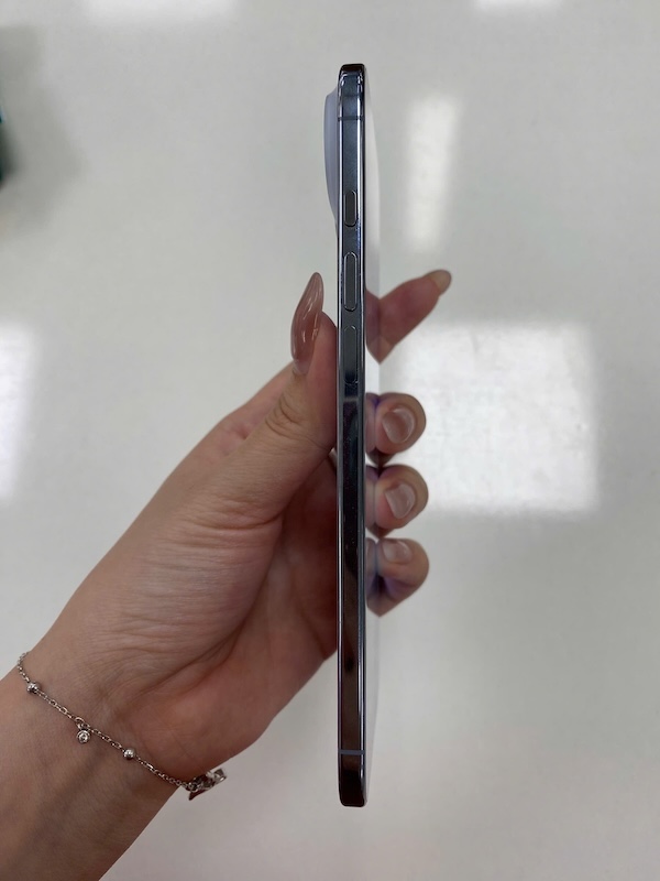 Vì sao nên mua iPhone 17 Air 256GB | Đẹp 99% thay vì máy mới? 1