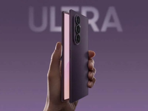 Camera selfie đôi tiện lợi Samsung Galaxy Z Fold 8 Ultra