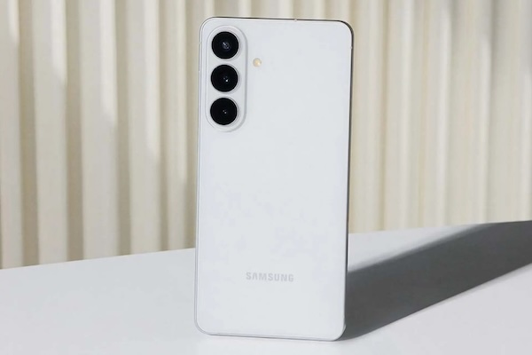 Vì sao Samsung trình làng bản Fan Edition sớm hơn mọi năm?