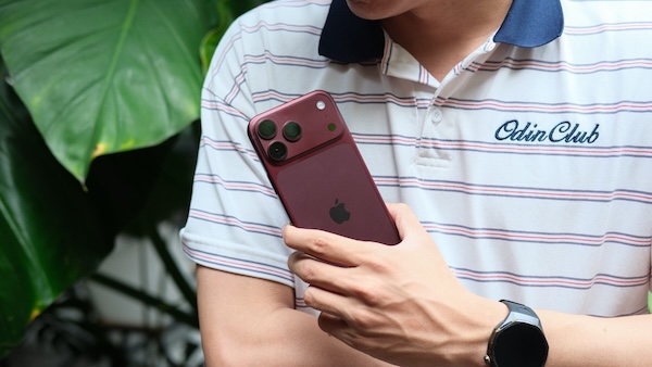Bảng tổng quan thông số kỹ thuật và điểm mới trên phiên bản Burgundy