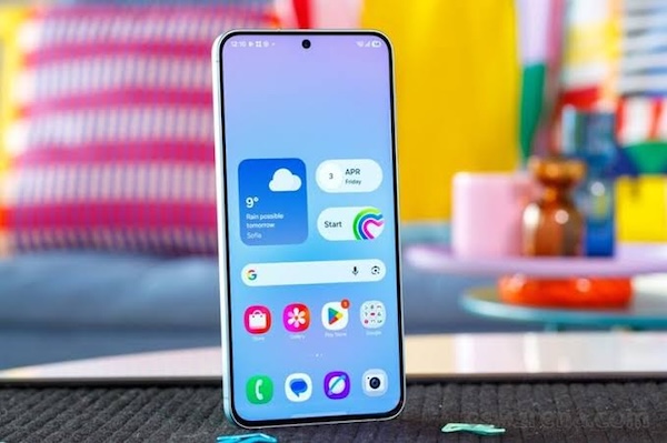 Chất lượng hiển thị màn hình Super AMOLED Plus 120Hz và độ sáng đỉnh 1900 nits
